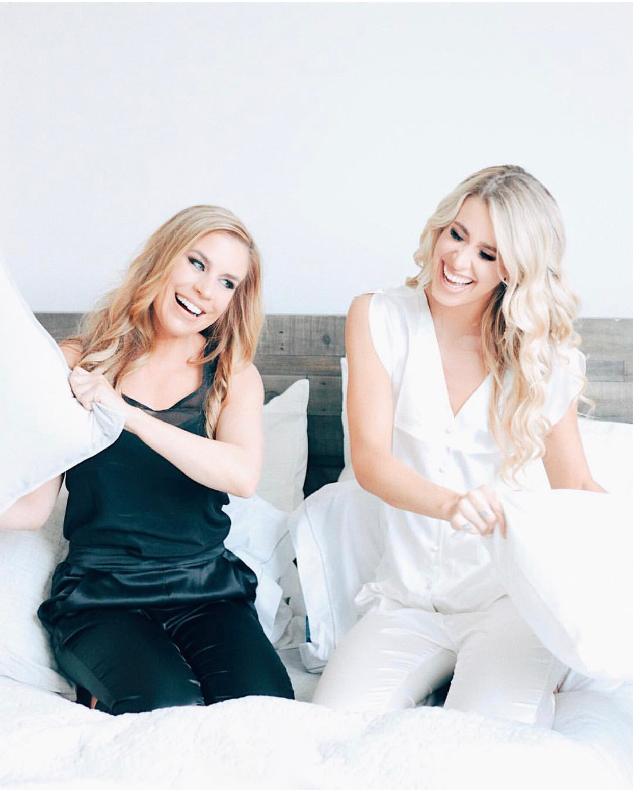 5 Reasons Why More Sunday Silk Pajamas Sets Are The Perfect Gift for Mother's Day