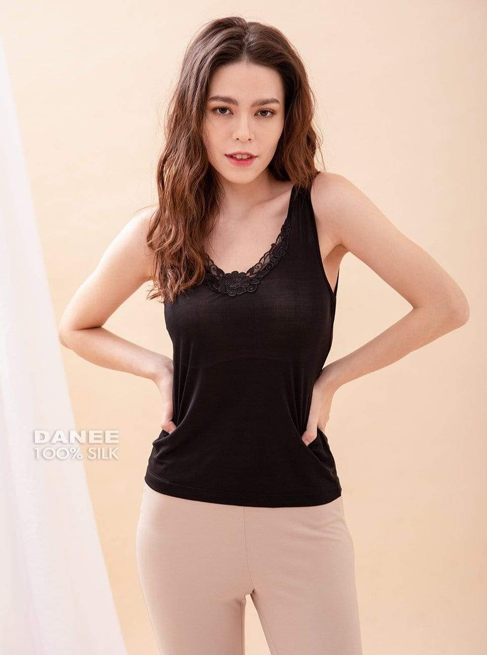 Women's Top US M Petite (Euro XL) / Black Women's Lightweight Knit Silk Embroidered V-Neck Tank Top lunya morgan lane
