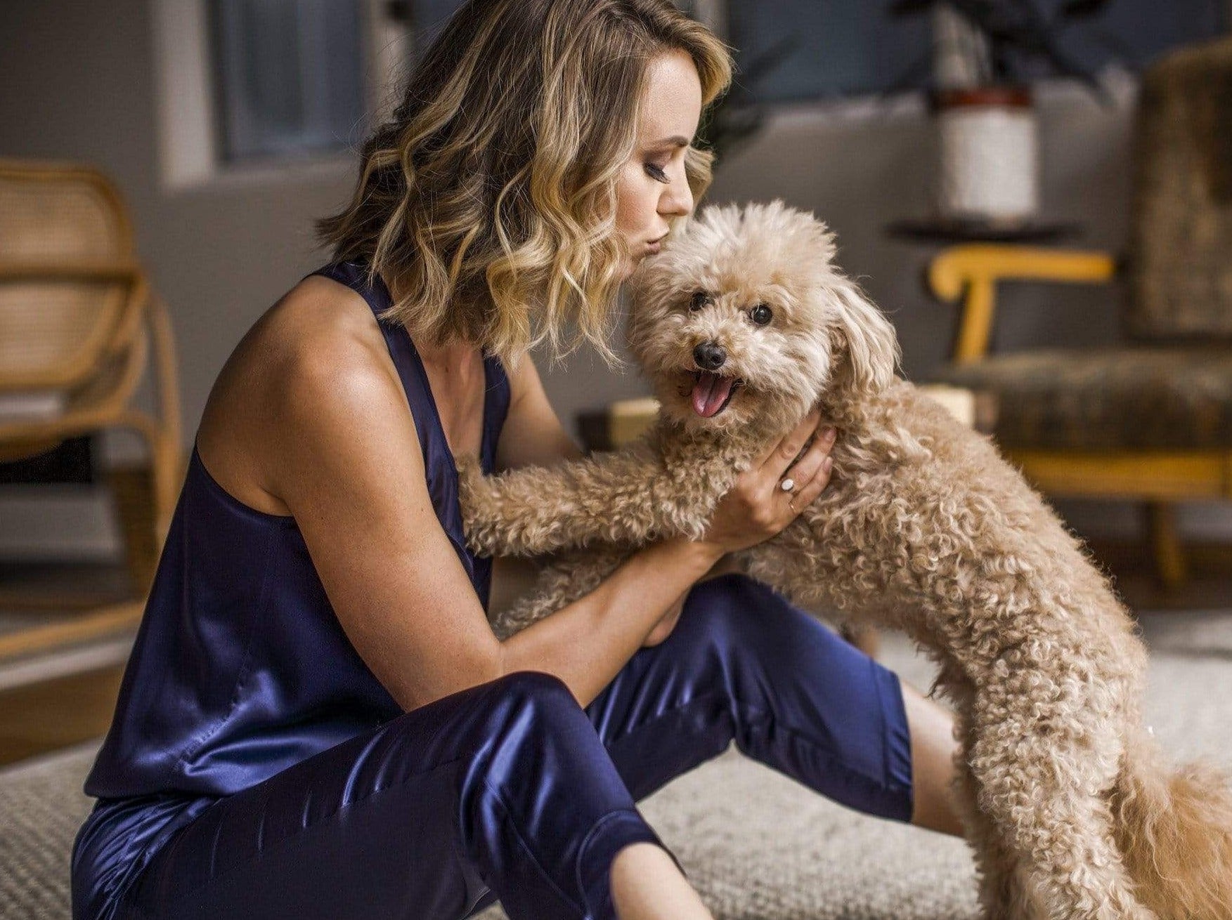 Washable 100% Mulberry Silk Pajama Set Cropped Pants | MORE SUNDAY Women's Midtown Cropped Pants · Royal Blueberry lunya morgan lane